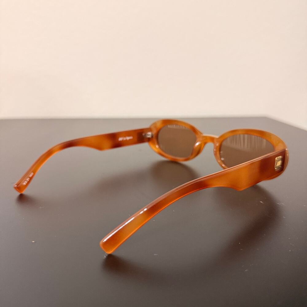 Le Specs WORK IT! | VINTAGE TORT AMBER TINT - Picture 2 of 3